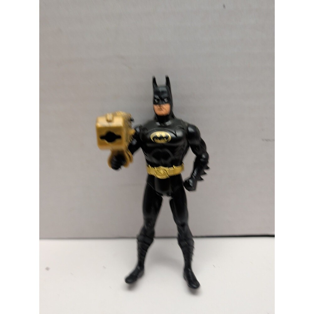 Vintage 1990 Kenner Dark Knight Batman 4.75" Action Figure DC Comics + Launcher